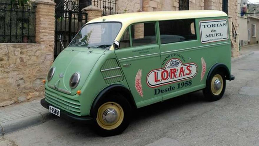 La característica furgoneta DKW con la que Loras realizar el reparto en ocasiones señaladas. | SERVICIO ESPECIAL