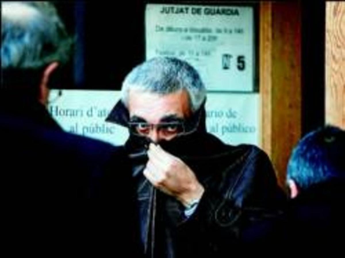 El tinent coronel Alfonso López Rubio, en llibertat després d’abonar una fiança de 12.000 euros. El tinent coronel Alfonso López Rubio, en llibertat després d’abonar una fiança de 12.000 euros.