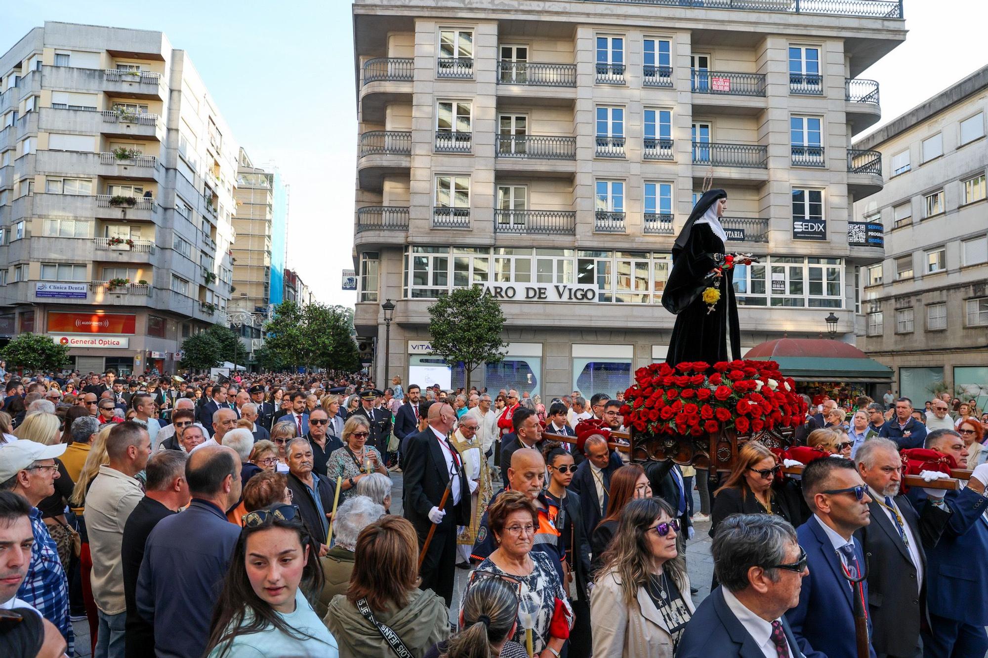 Santa Rita llena Vilagarcía de devoción, fiesta y tradición