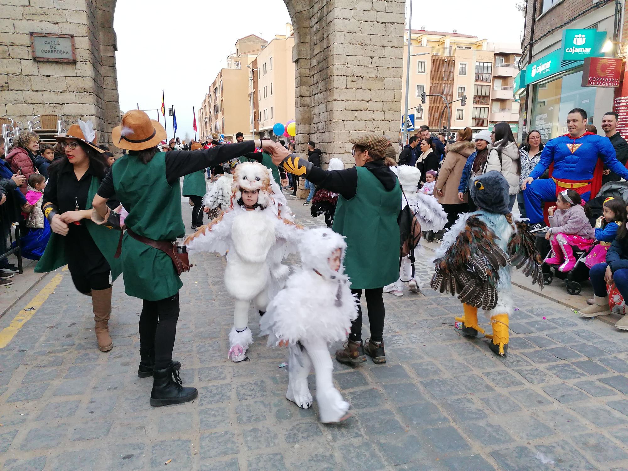 Toro presume de cantera en el desfile infantil de Carnaval