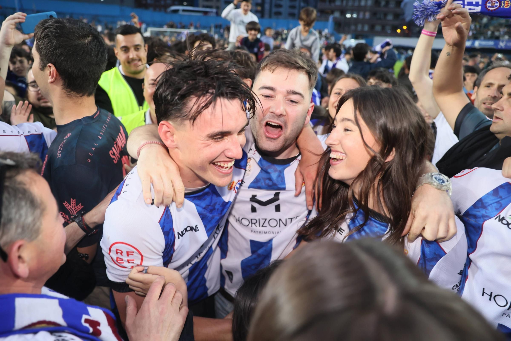 EN IMÁGENES: La final por el ascenso entre Avilés y Rayo Majadahonda vivida en el Suárez Puerta