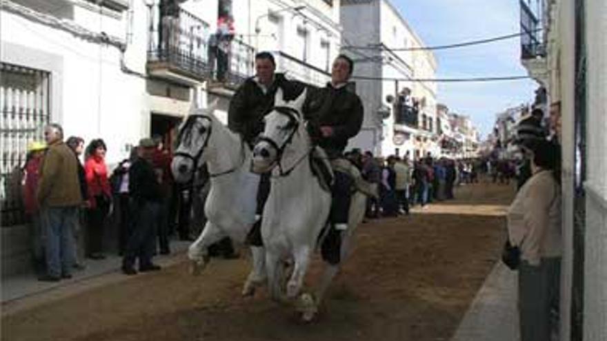 Arroyo une emoción y seguridad