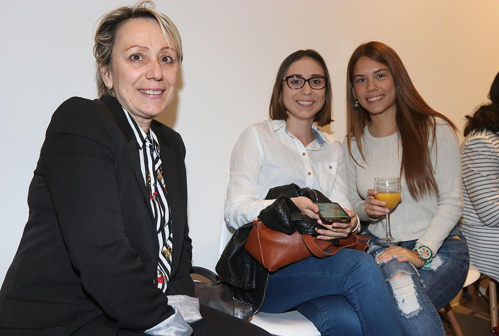 El encuentro contó con la participación de Carmen García García, de IBM, Almudena del Mar Muñoz, de BlaBlaCar; Marta Alejano Peña, de Hawkers; y María Gómez del Pozuelo, CEO de Womenalia