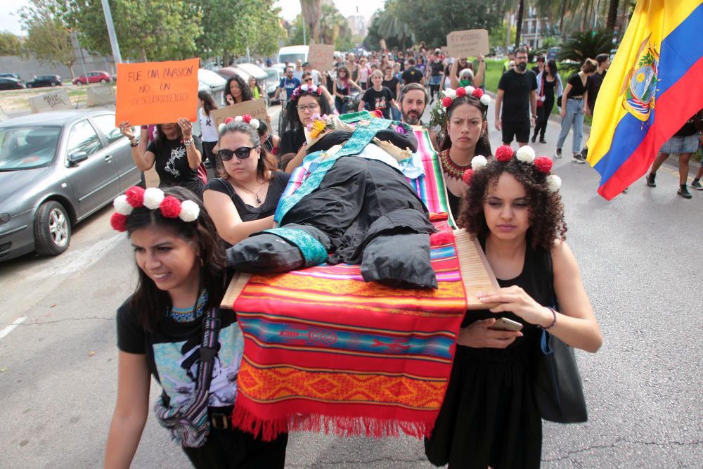 Manifestación desde el CIE de Zapadores: "El 12 de octubre no hay nada que celebrar"