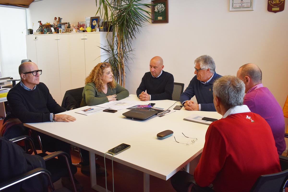 Un moment de la reunió.