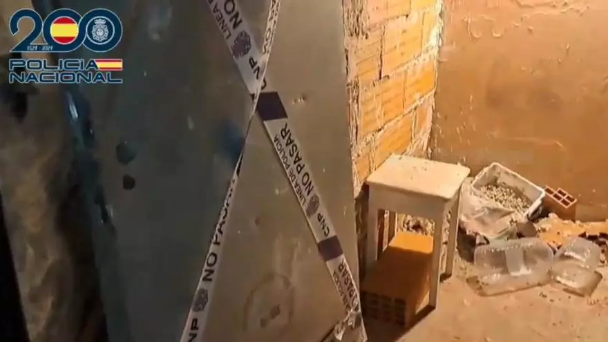 Dos detenidos por drogas en un edificio okupado de Zaragoza: "¡Dejad de tocarme los huevos!"