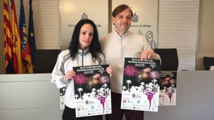 Titi Alberola y Jesús Pareja, ayer, en la presentación.