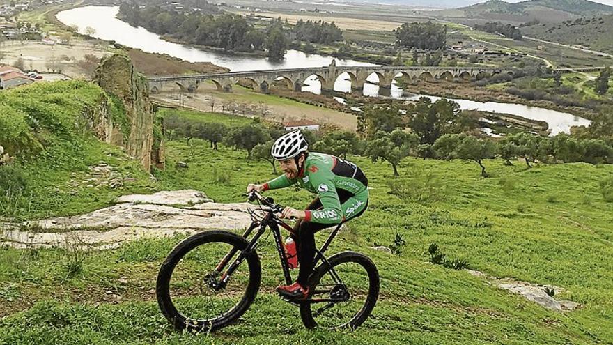 La Val Serena Bike Race hará historia en la región en febrero