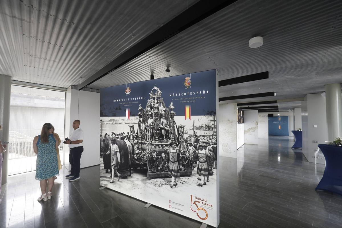 EXPOSICIÓN EN EL CLUB DE MAR SOBRE MÓNACO Y ESPAÑA EXPOSICIÓN EN EL CLUB DE MAR SOBRE MÓNACO Y ESPAÑA