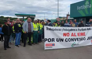 La huelga contra el ERE paraliza por completo la planta de Fertiberia