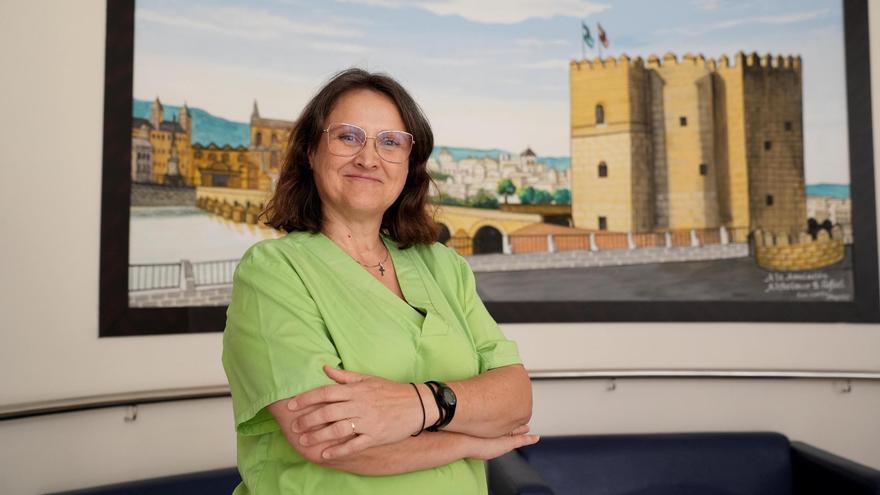 Rosa Mª Huertas, psicóloga experta en alzhéimer: &quot;Ayudamos a poner luz en la oscuridad de los pacientes&quot;