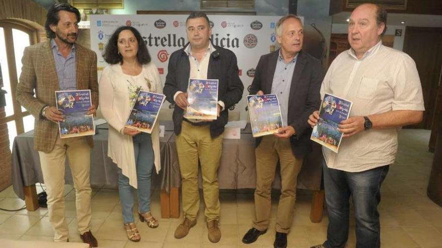 Presentación del cartel del Festival Internacional do Mundo Celta, ayer, en la Cervecería de Estrella Galicia.