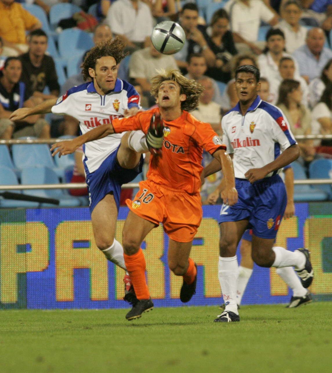 La historia del Valencia CF en la Supercopa, en imágenes