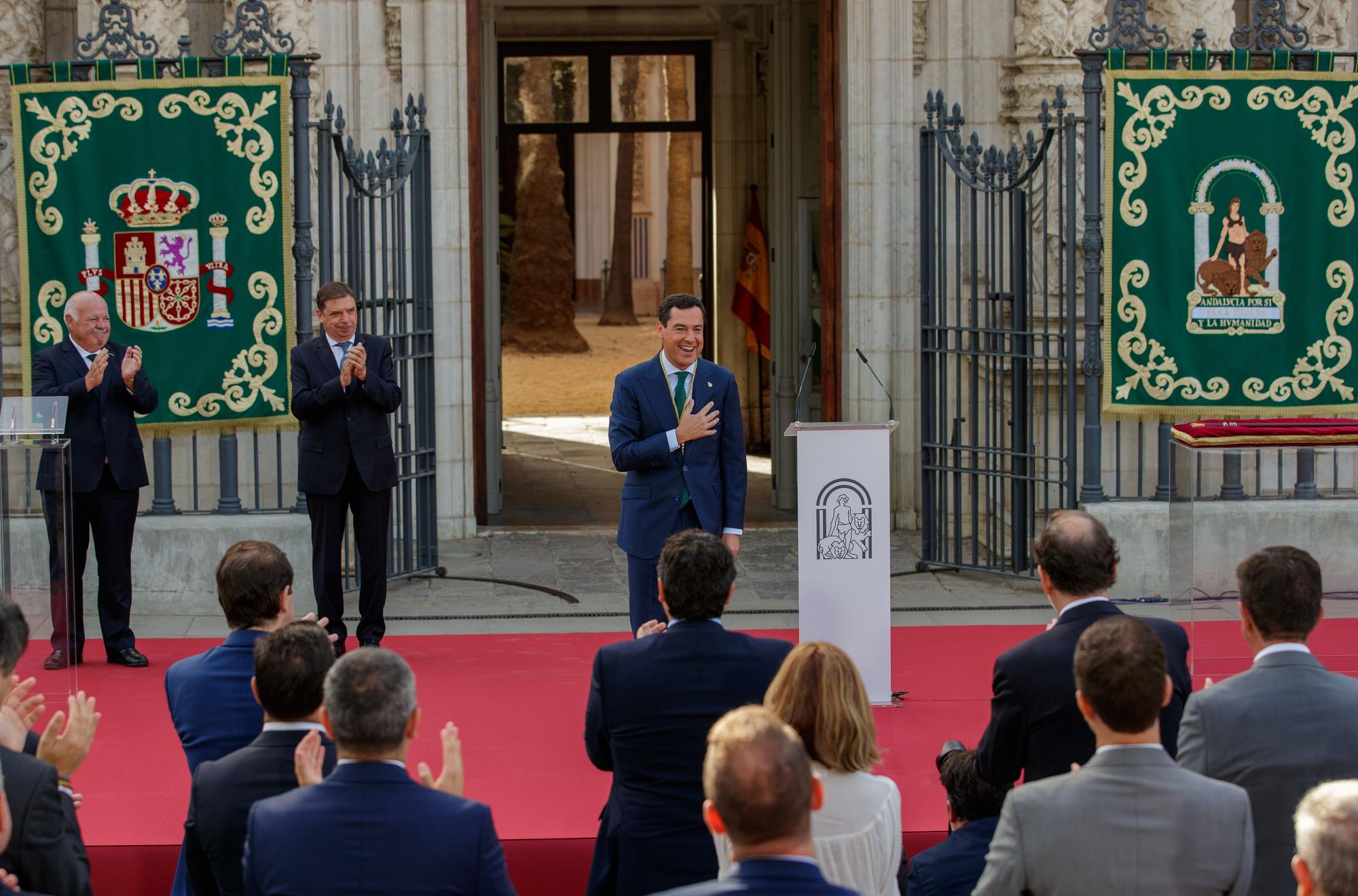 Moreno toma posesión de nuevo como presidente de la Junta de Andalucía