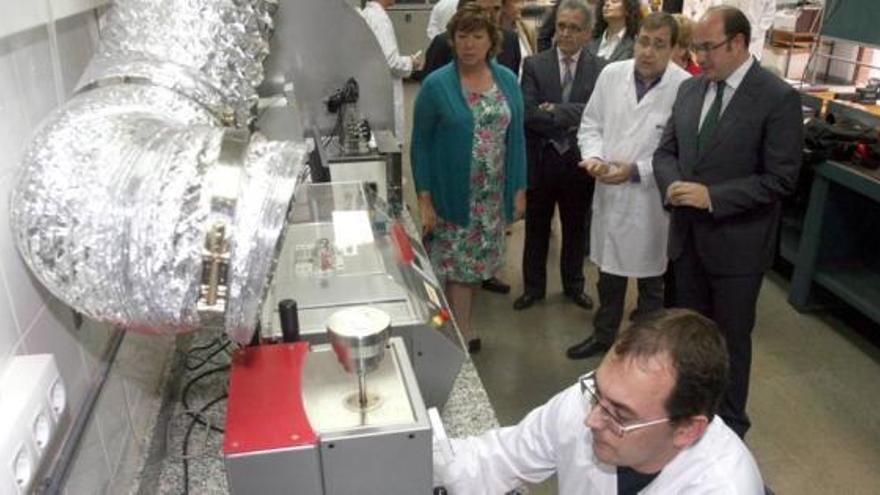 Nuevo laboratorio del SEF Forma a jóvenes para que se incorporen a las empresas químicas