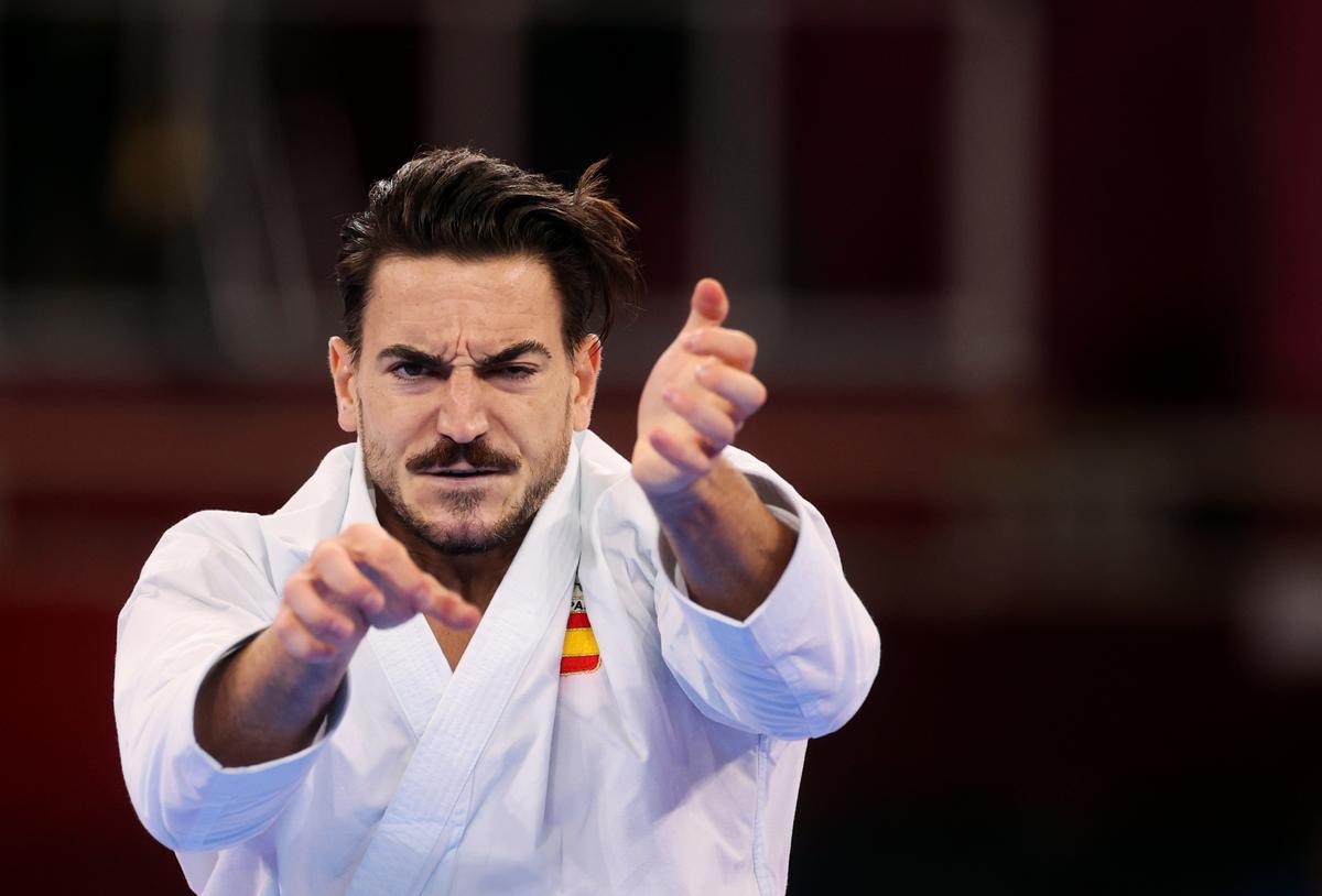 Damián Quintero, medalla de plata en kárate