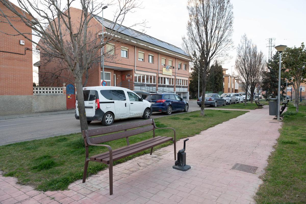 La residencia Hogar 65-Fundación San Jorge, en Pinseque, este viernes.