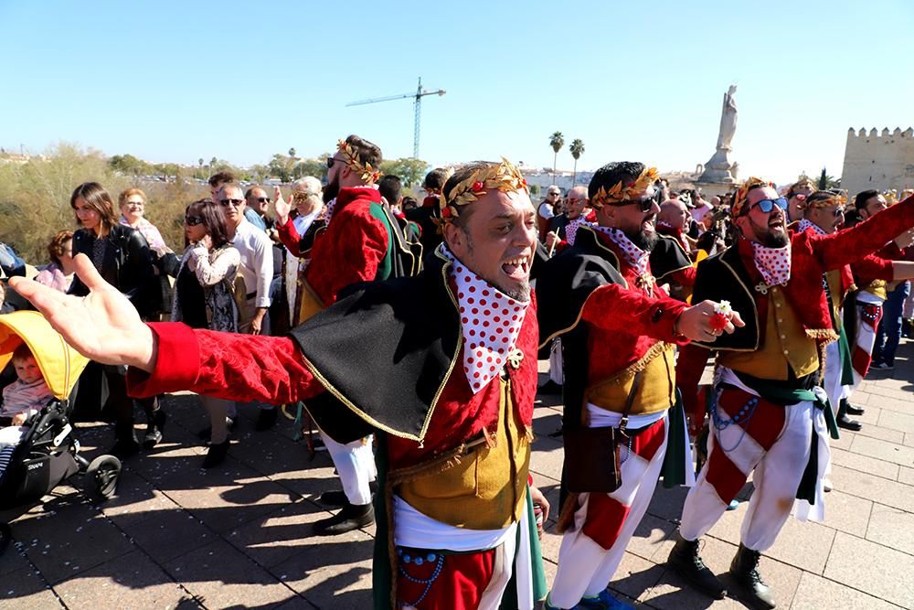 El Puente Romano se viste de Carnaval