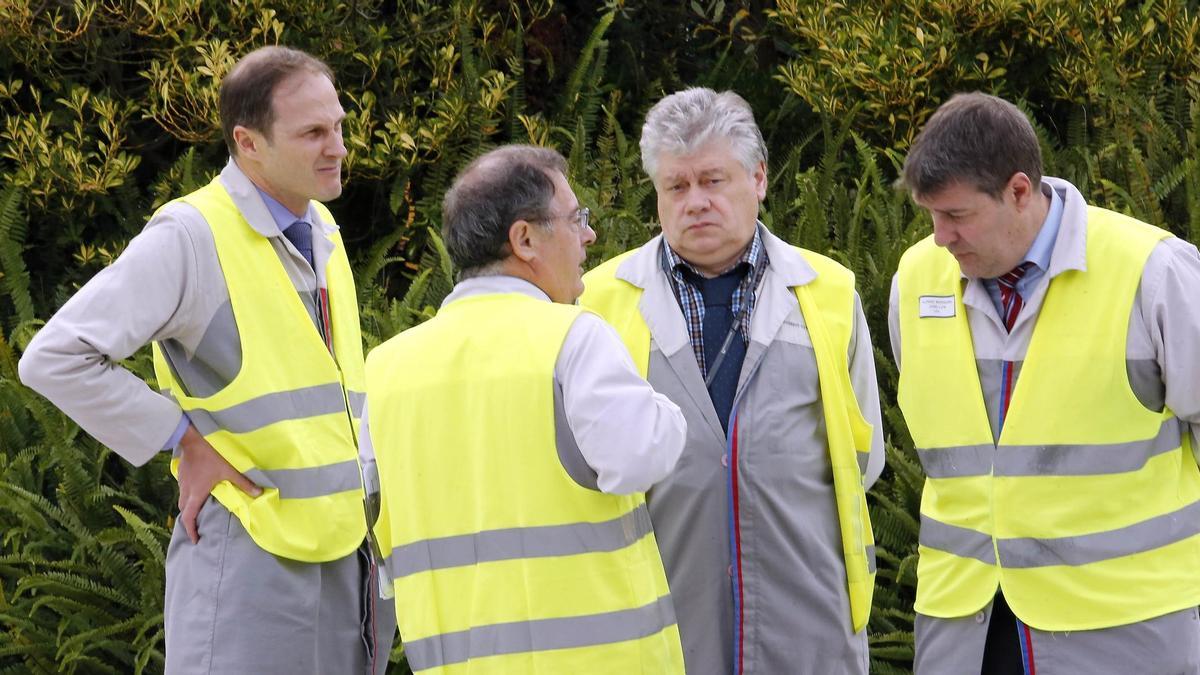 Martin, a la izda., con Manuel Suárez (2d.) y Alonso Mosquera, a la derecha, en 2015.