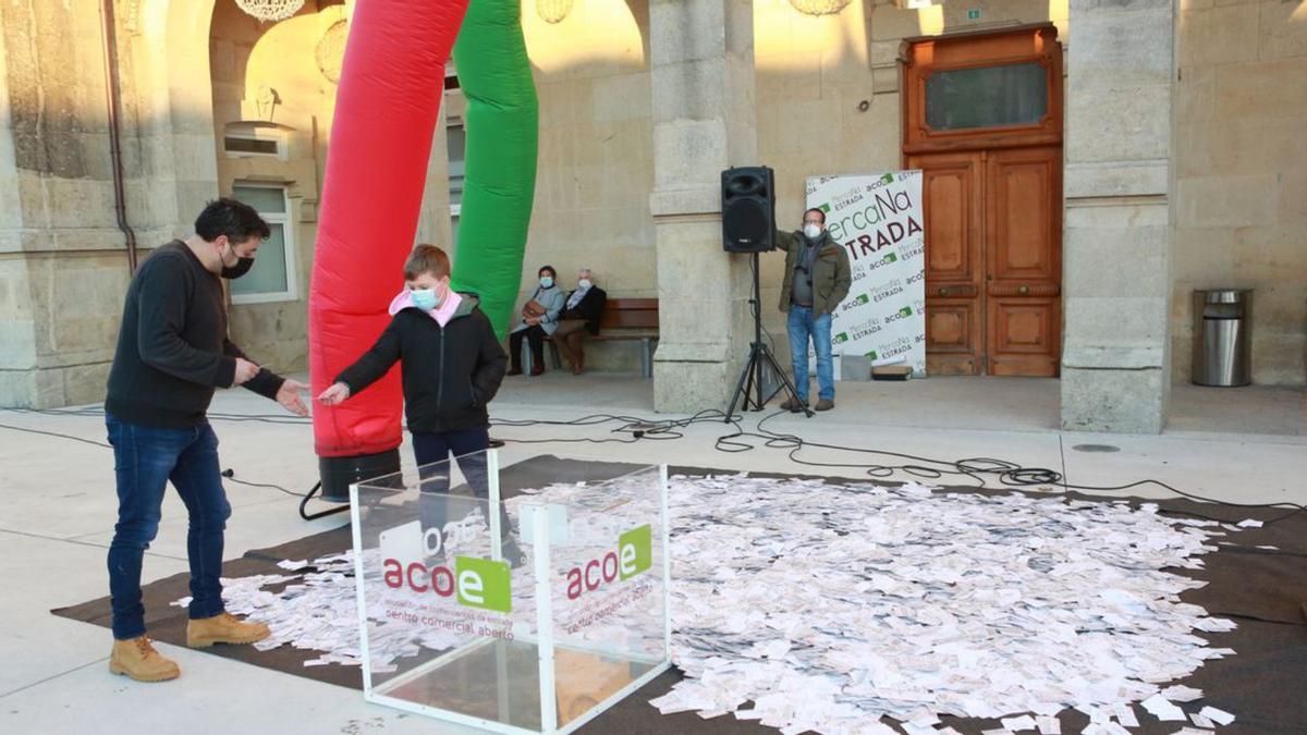 ACOE ya tiene a los ganadores del último sorteo de la Campaña de Nadal | BERNABÉ/ANA AGRA