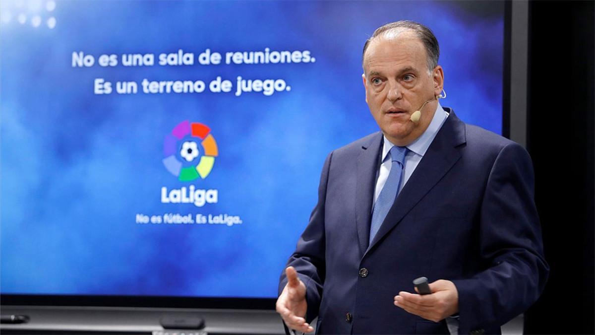 Tebas tiene un plan para hacer crecer el fútbol femenino