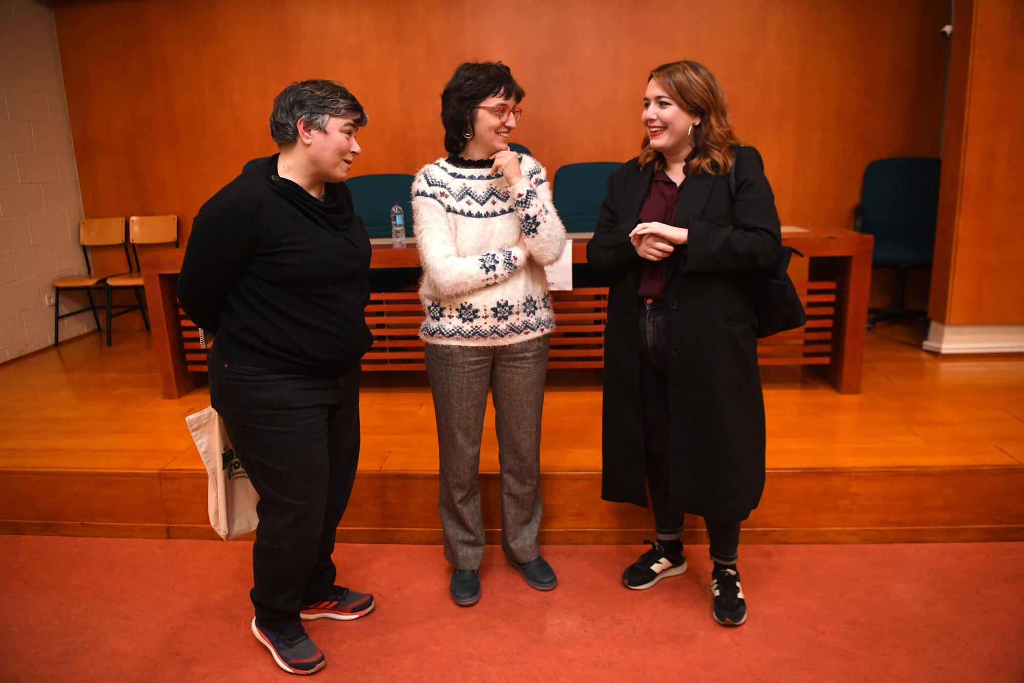 La secretaria de Estado de Igualdad participa en un coloquio en la Facultad de Sociología de A Coruña