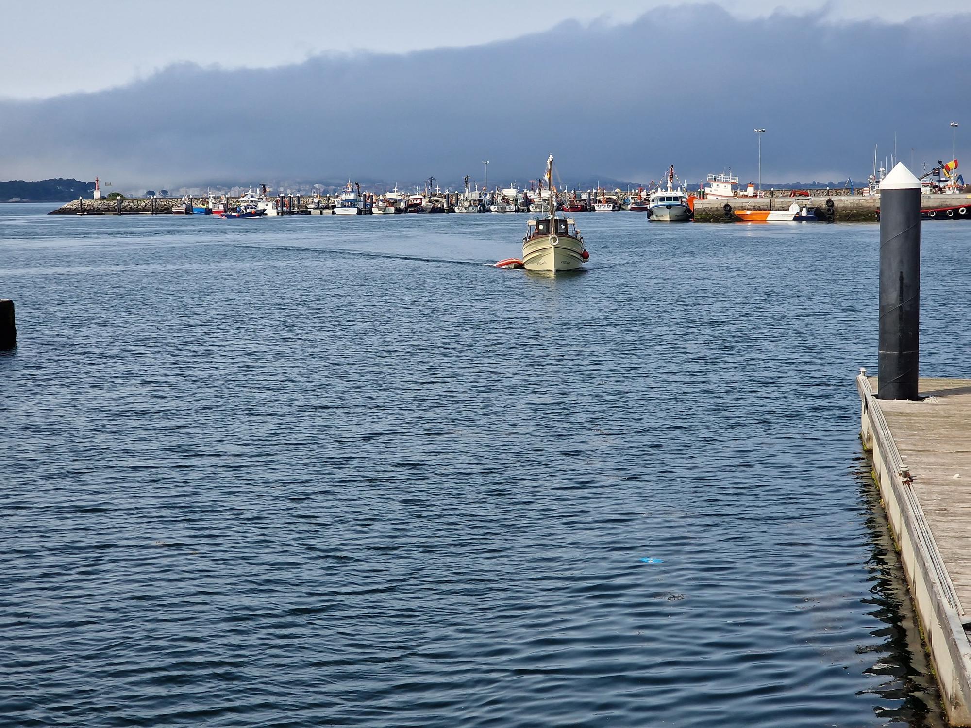 De visita en las Islas Atlánticas de Galicia a bordo del aula flotante "Chasula".