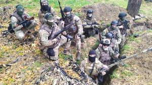 Una unidad de fuerzas especiales ucranianas desplegadas en las inmediaciones de Bajmut (Donbás).
