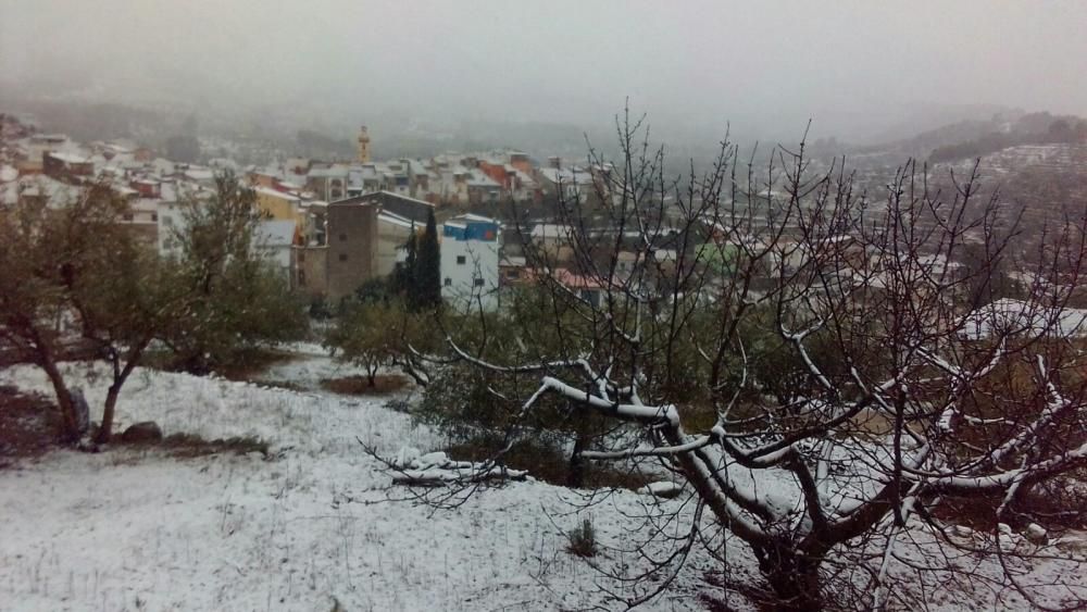 Estampa nevada en Castell de Castells.