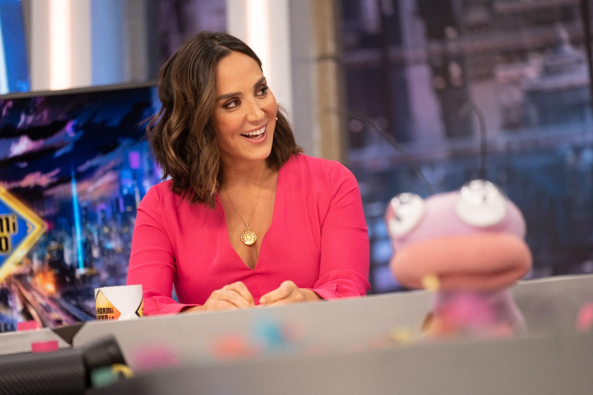 Tamara Falcó, con vestido de Mango en su regreso a 'El Hormiguero'.