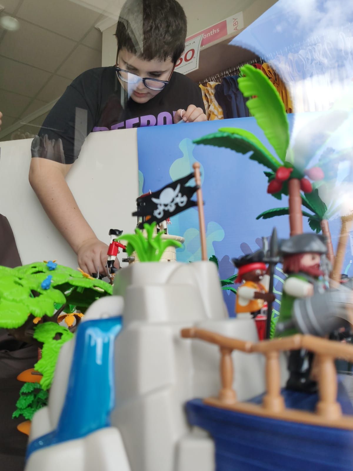 Los Playmobil luchan en Castellón contra una rara y grave enfermedad