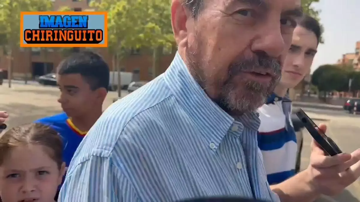 Momento surrealista entre Ángel Torres y el representante de Uche: "Igual ha hablado con otro que se parece a mí"