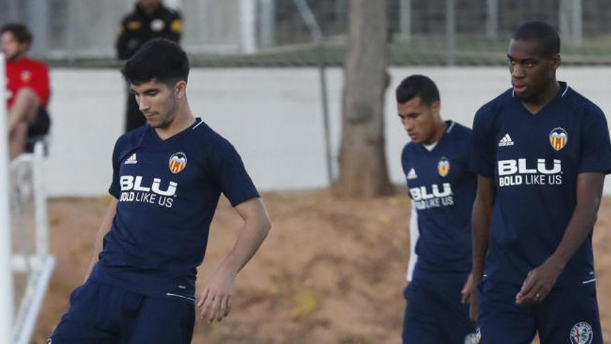 Marcelino prepara a Carlos Soler de Parejo