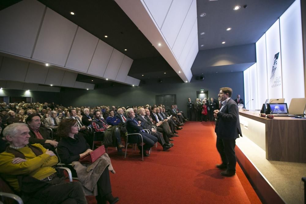 El Club Prensa Asturiana de LA NUEVA ESPAÑA, un espacio de libertad para los asturianos con lleno absoluto en el reestreno