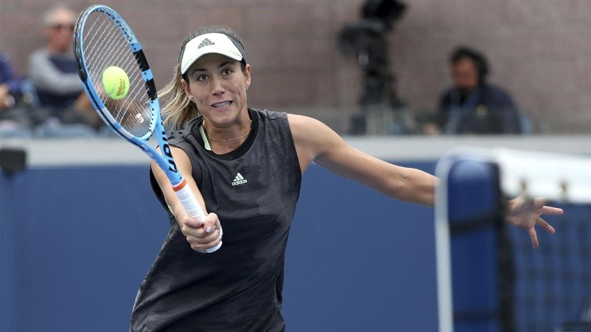 zentauroepp49586228 garbine muguruza  of spain  returns a shot to alison riske  190827201306