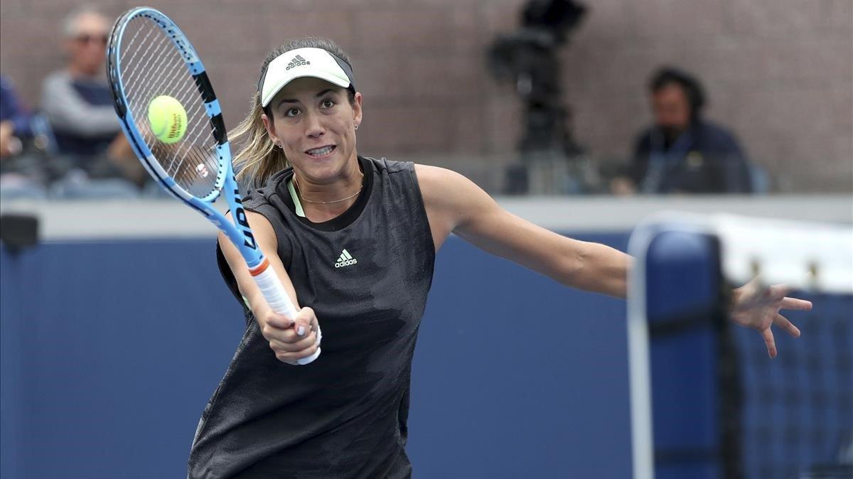 zentauroepp49586228 garbine muguruza of spain returns a shot to alison riske 190827201306 zentauroepp49586228 garbine muguruza of spain returns a shot to alison riske 190827201306