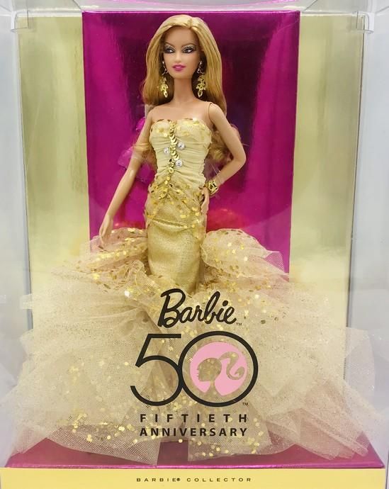 La colección de 700 muñecas barbies de José Luis Montesdeoca