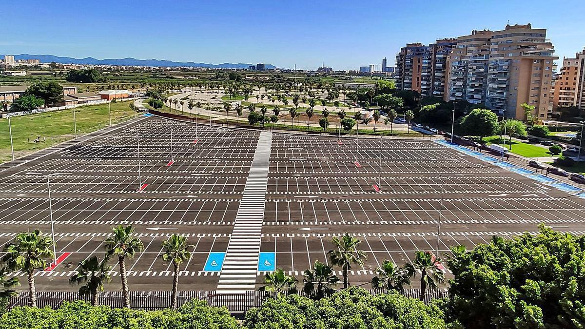 Parking ya en funcionamiento de 1.000 plazas.