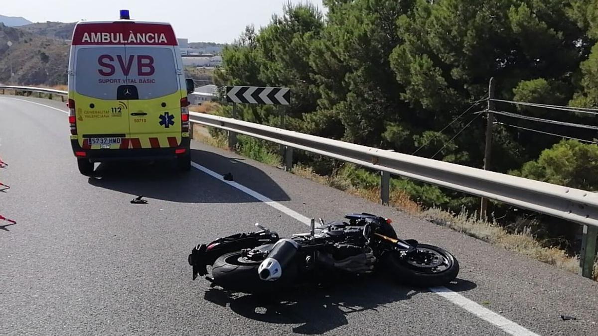 Imagen de un accidente de moto ocurrido en una carretera de Castellón
