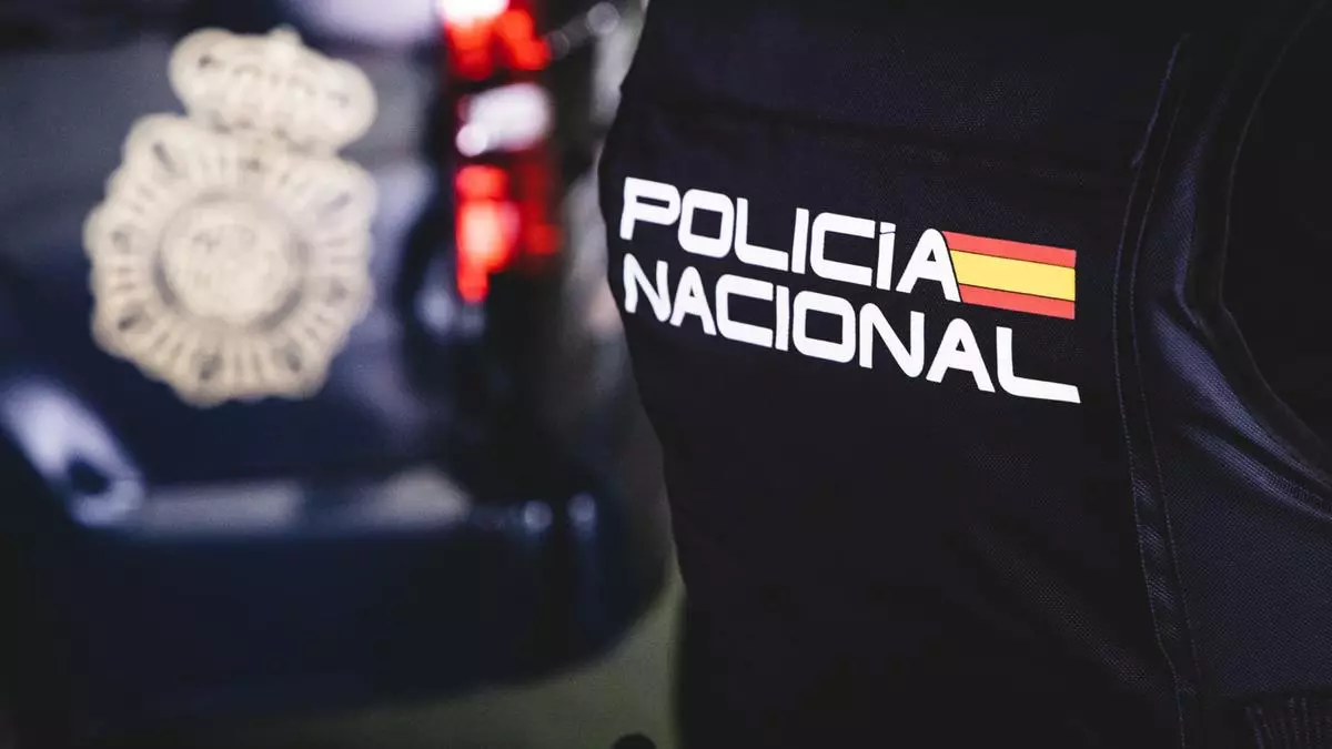 El truco de la Polic赤a Nacional para saber que no se est芍n haciendo pasar por ti: practica el 'egosurfing'