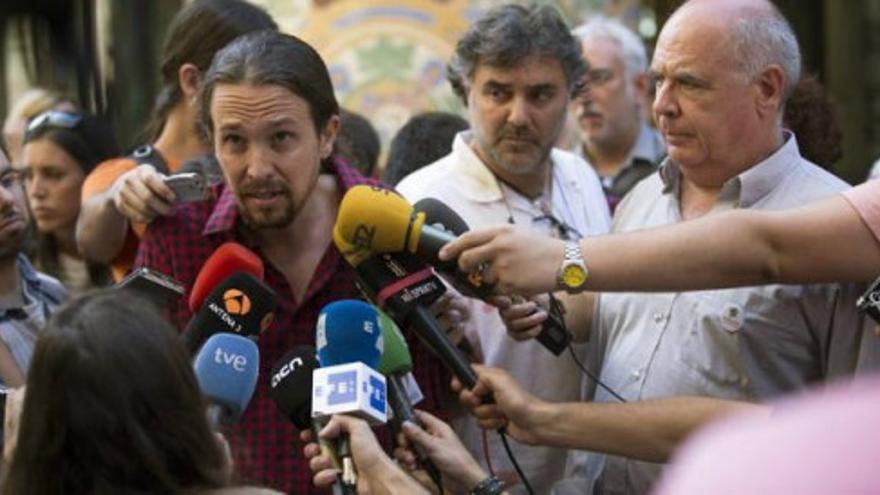Iglesias: "Merkel está muy contenta con el virrey Rajoy"
