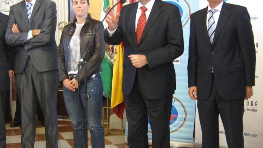 El alcalde de Málaga, Francisco de La Torre, en rueda de prensa.
