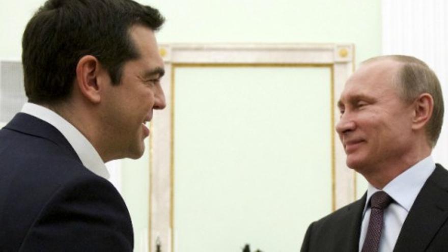 Tsipras se ve con Putin en Moscú