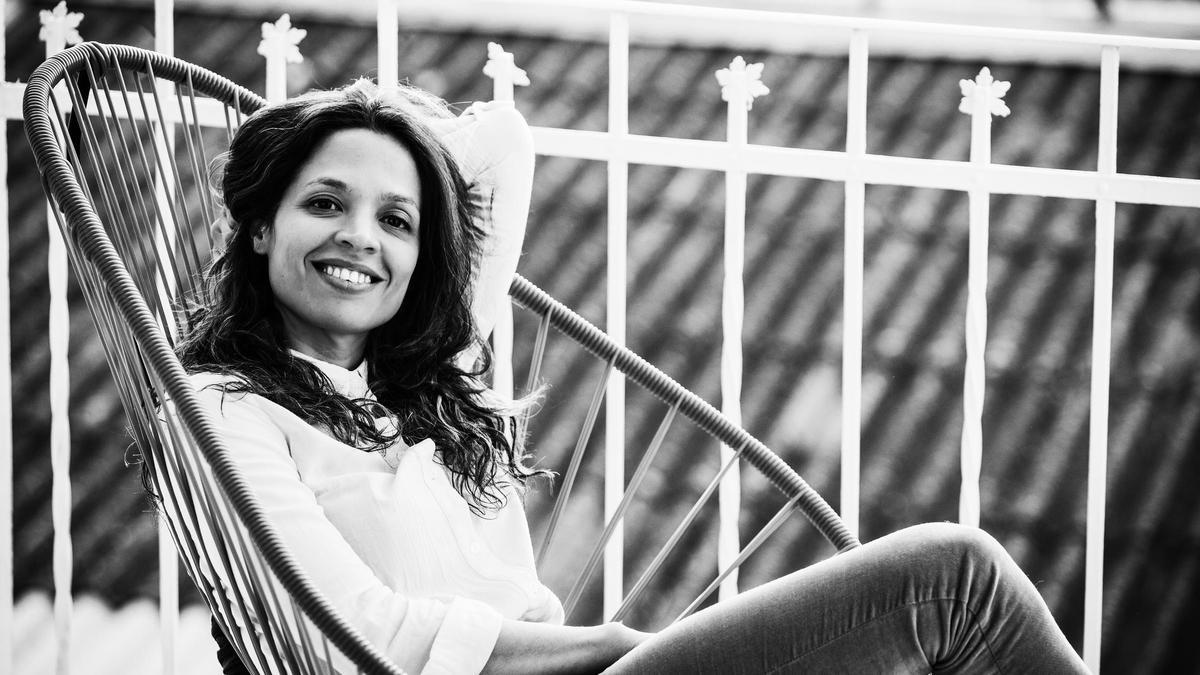 La escritora Luciana de Mello, autora de la novela 'Mandanga'.