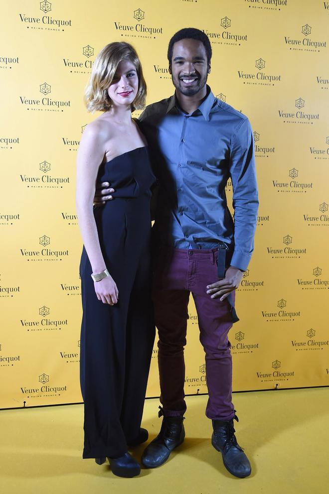 Will Shepard y Lisi Linder en la fiesta Veuve Clicquot Yelloween