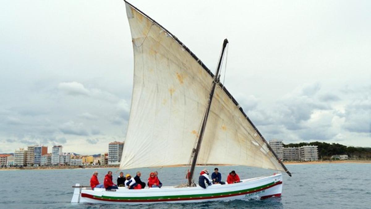 La Santa Espina navegando, en una imagen más antigua.
