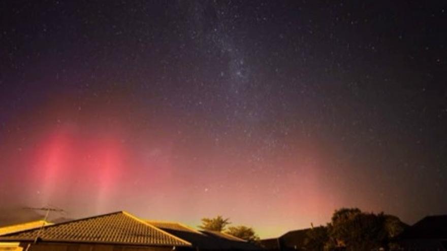 Espectaculares imágenes de una aurora boreal en el cielo austral