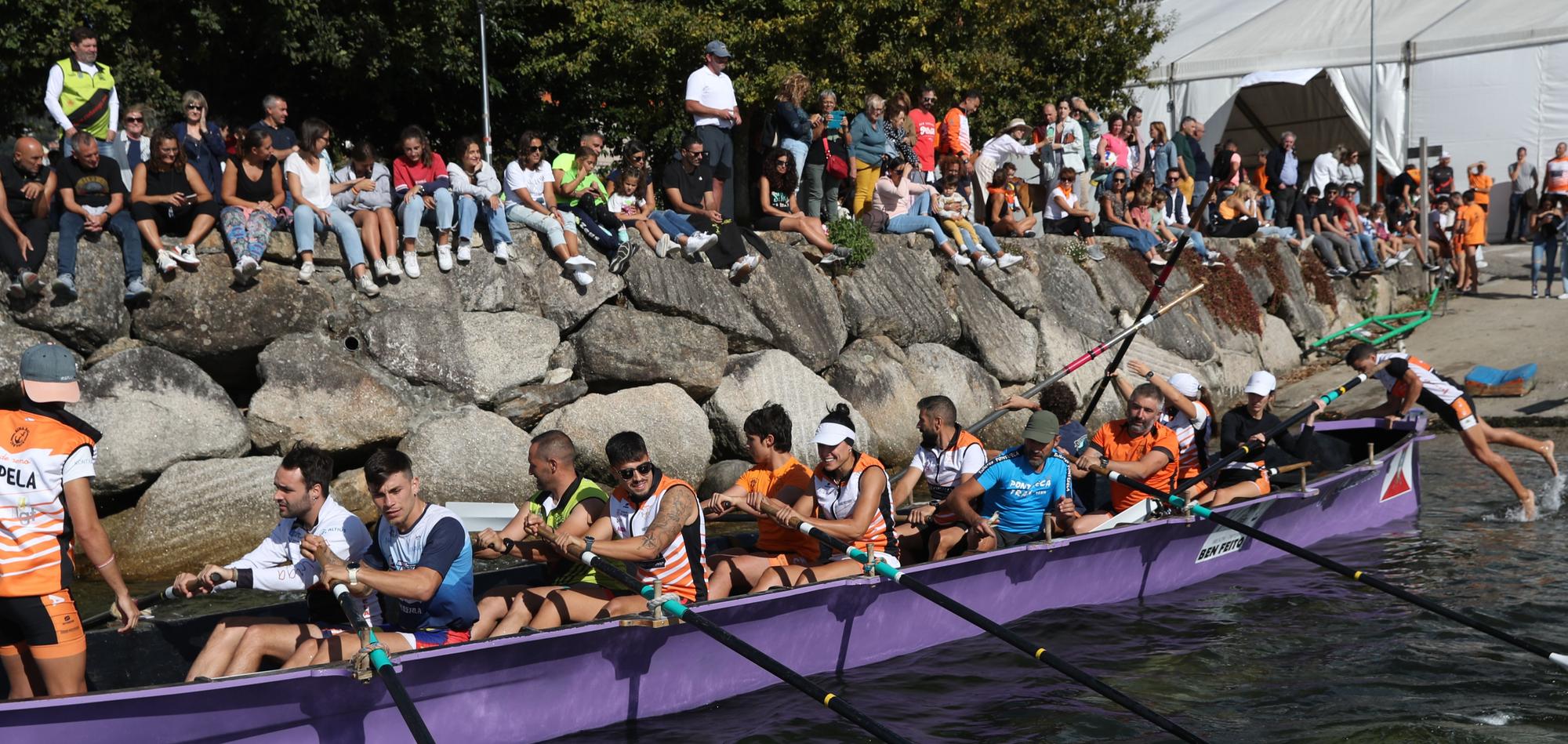 Travesía popular a remo y 200 kilos de ternera para reponer fuerzas