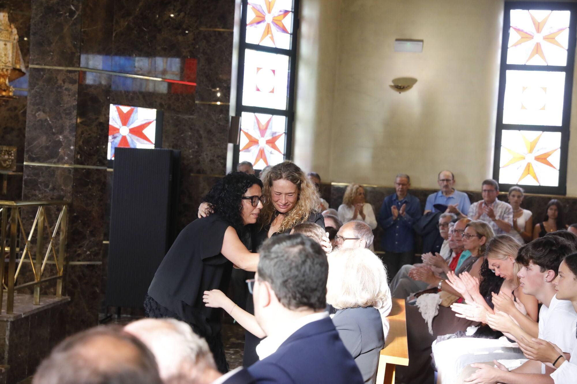 EN IMÁGENES: Acto de despedida a Xuan Bello en el tanatorio de Los Arenales