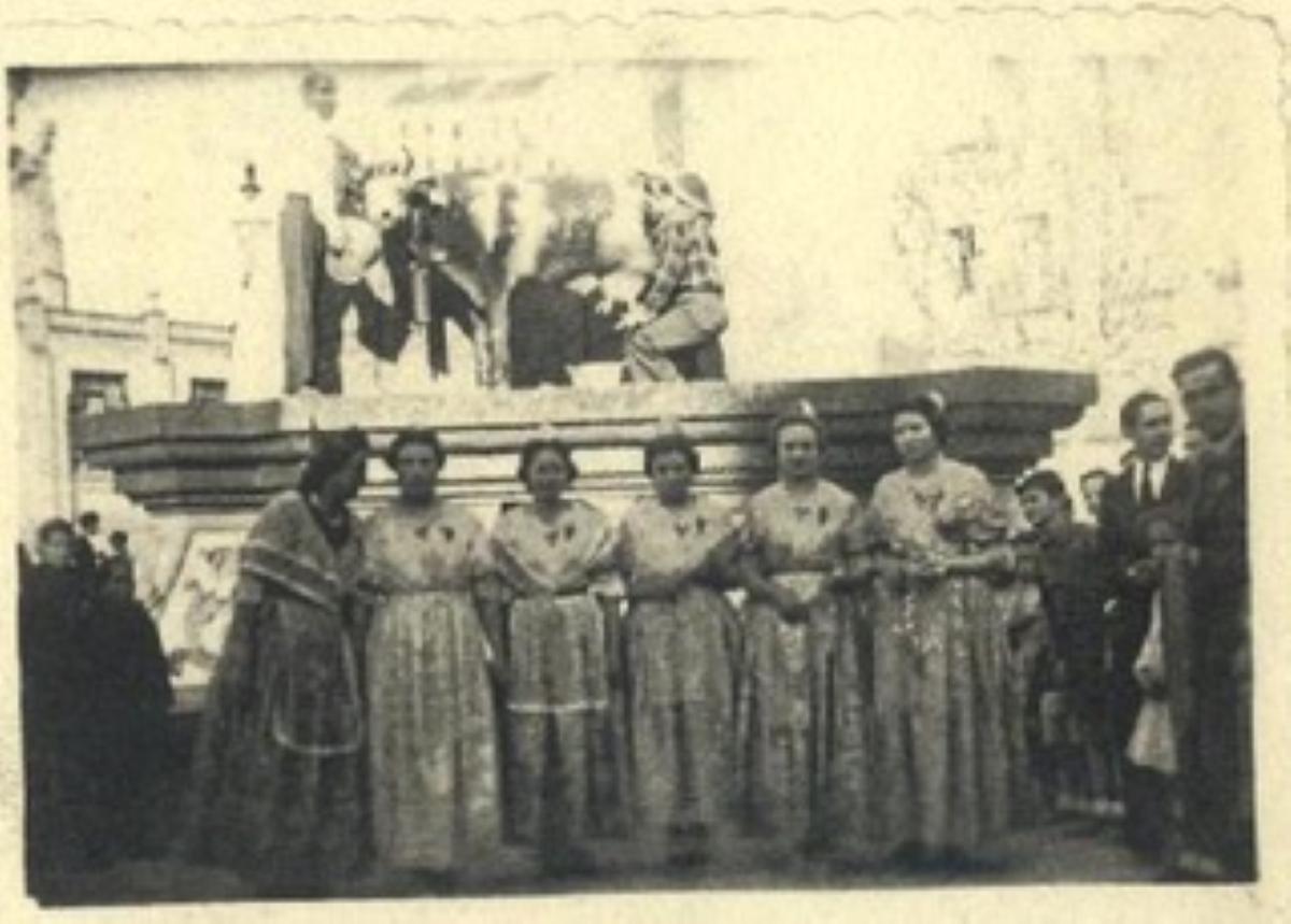 Plaça del Mercat, any 1945.
